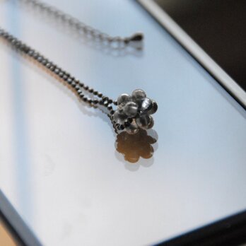 Twilight『Beads ball』ペンダント