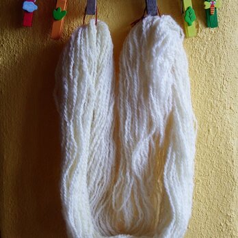 Organic 無染色の手紡ぎ羊毛糸 70g / Natural（生成り）の画像