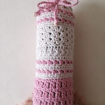 コットン糸のペットボトルカバー（ピンク&ホワイト）の画像
