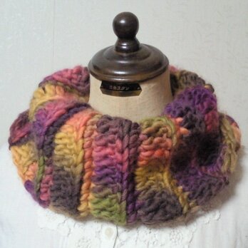 虹色♪もこもこ手編みスヌードの画像