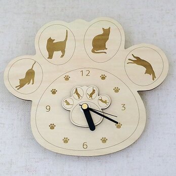 肉球時計 猫ちゃんシルエット付（木製）/掛け時計の画像