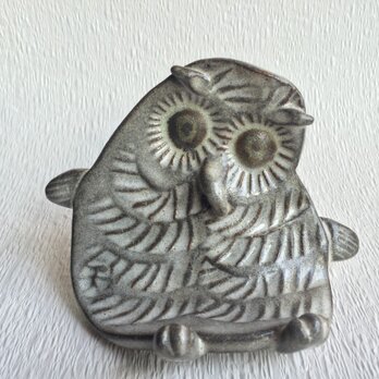 ふくろうカードスタンド／茶々