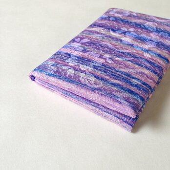 絹手染カード入れ（縦・ピンク紫青）の画像