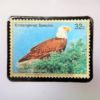 国連　野生保護切手ブローチ 843の画像