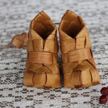 白樺の小さな靴　〈ブーツ型　1　〉の画像