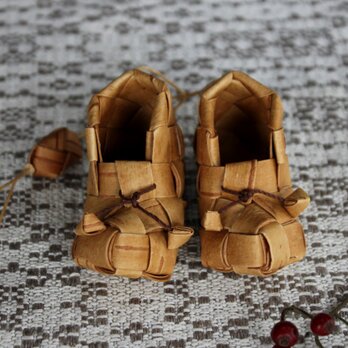 【再販】白樺の小さな靴　〈ブーツ型 3 〉の画像