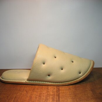 Sofa Slippers STUDS IVORY　sizeLLの画像