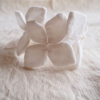 hydrangea wreath -bracelet-