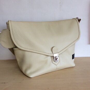 フィエ  クリーム