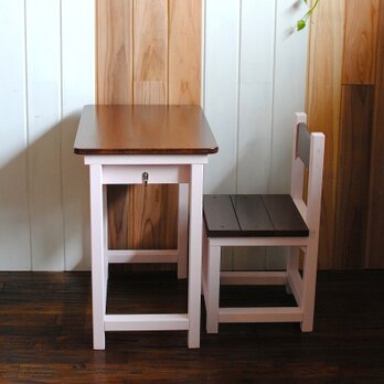 ○優しい桜色・・いちごミルク＆チークカラーのレトロな小さい勉強机と椅子○の画像