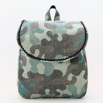 【チェストベルト付】ベビーリュック　ヴィンテージカモフラージュ