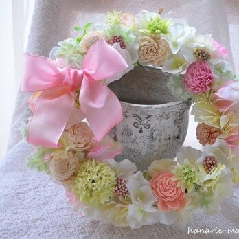soft green , pink & white： wreathの画像
