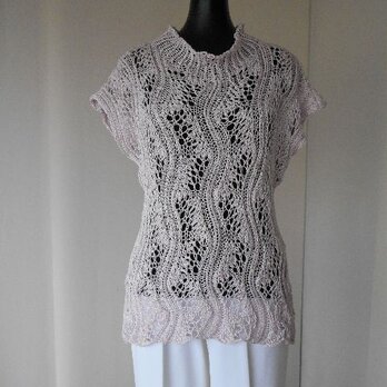 淡いパープルの透かし編みセーター