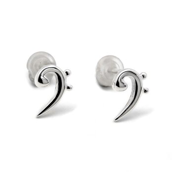 ヘ音記号ピアス