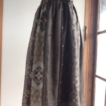 茶色大島紬のギャザースカートの画像