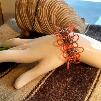 レースのブレスレット