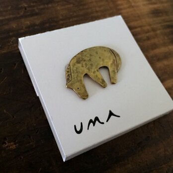 UMA 真鍮ブローチ#3の画像