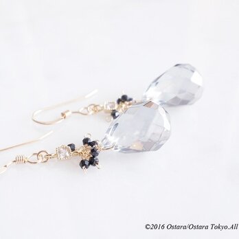 【14KGF】 Silver Gray Briolette Crystal Teardrop Earringsの画像