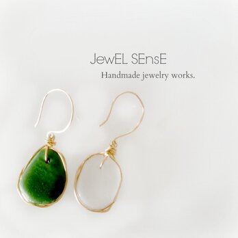 Seaglass jewelry pierceの画像