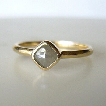 ナチュラルダイアモンドの指輪(スクエア)の画像