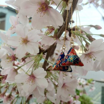 ゆらゆら揺れる♪Origami earringsの画像