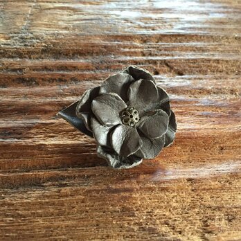 革花のブローチピン 金具2cm G4の画像