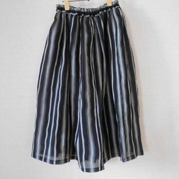 夏の薄着物のリメイクスカートの画像