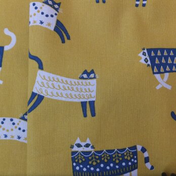 jupe de chat-jaune 猫の黄色いスカートの画像