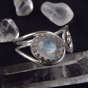 レインボームーンストーンの唐草リング　12.5号