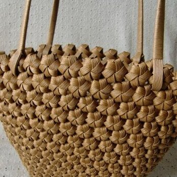 扇型花結び編みのかごばっく