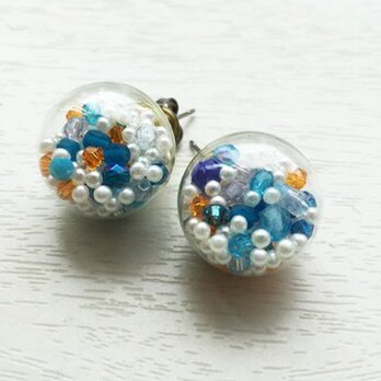 ガラスドームピアス（ブルーMIX）
