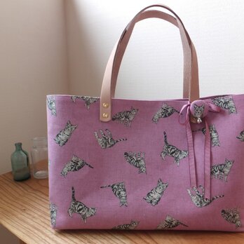 sac de chat roseトラ猫のバッグ ピンクの画像