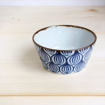 タマネギ柄の台形ボウル　S