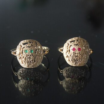 「黄金マスク」　真実の口 : リング