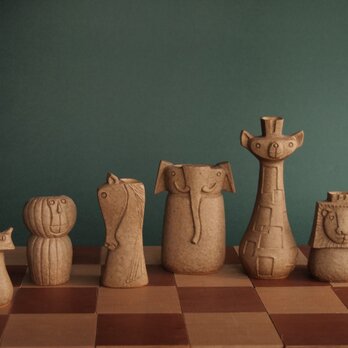 SAVANNA   Chess vase         サバンナ　チェスベース 　の画像