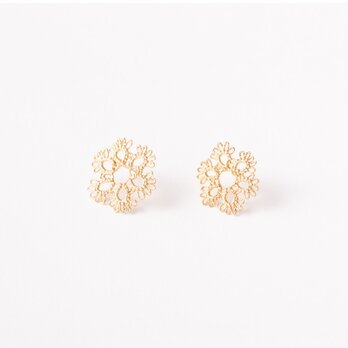 Lace pierced earring Circle gold
