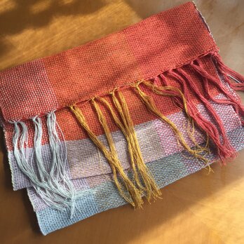 春夏リネンの手織りストールの画像