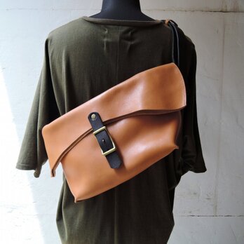 神戸　ORZO　メッセンジャーBAG(S)　ベージュ