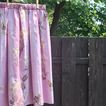寛斎の浴衣地（新反）のタック入りギャザースカートピンクの画像