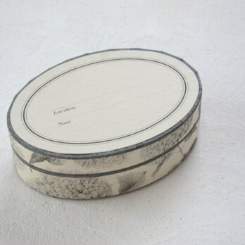 アジサイの紙箱　ボタニカル〈黒縁〉/オーバル