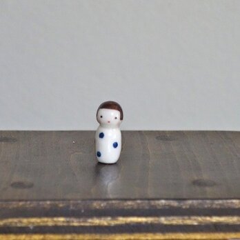 水玉こけしのフェーブ （白青）