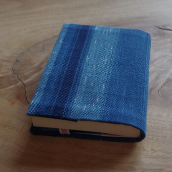 ★再販売　藍色星空ブックカバー　文庫本サイズ(サイズ調整できます）№.1　