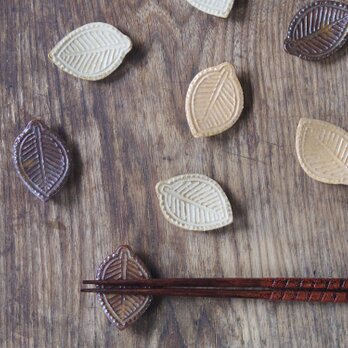 mehindi箸置き＜葉っぱ＞