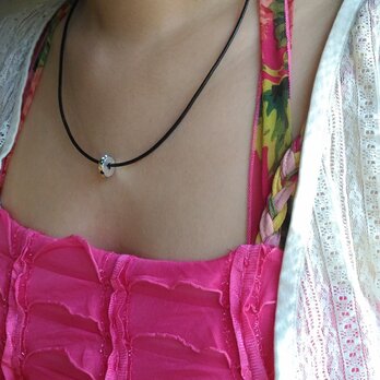 ガラスと車輪のペンダント