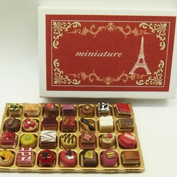 マッチ箱の中のミニチュア　フランスのお菓子105の画像