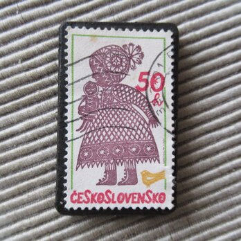 アップサイクル　チェコスロバキア　刺繡切手ブローチ1305の画像