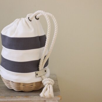 新作  kagoきんちゃく ボーダーグレー　 Mサイズ