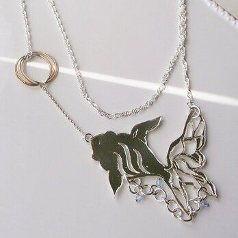 金魚のネックレス