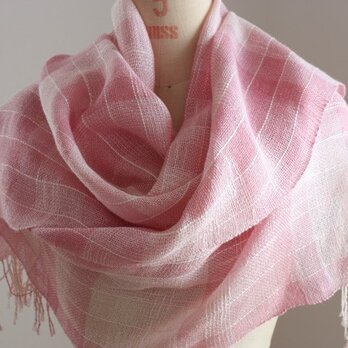 手織り　ピンクの絹麻ストールの画像