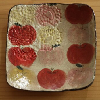 粉引きりんごのトースト皿。の画像